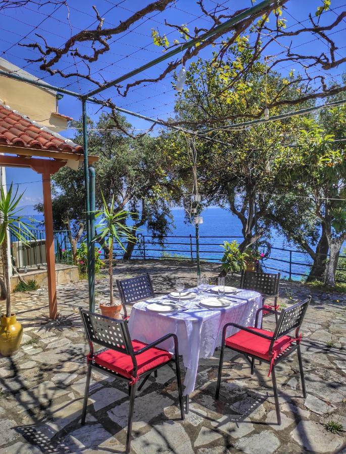 Villa Fourtuna Apartment Agios Ioannis Peristeron  Exterior photo