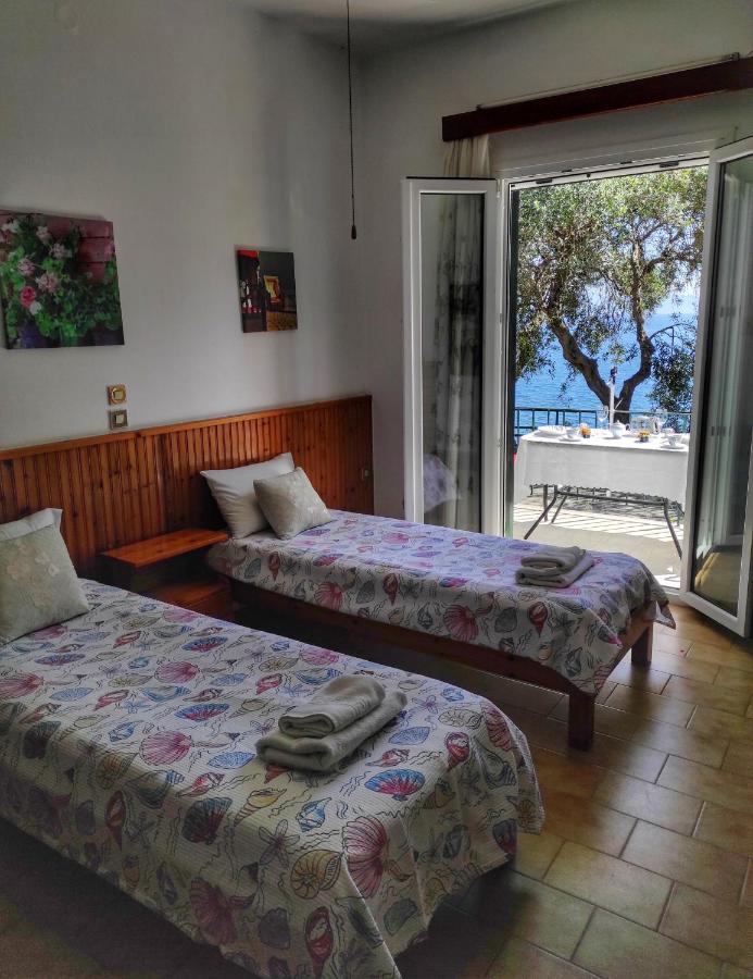 Villa Fourtuna Apartment Agios Ioannis Peristeron  Exterior photo